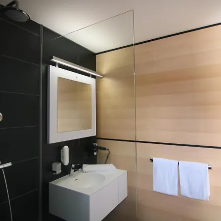 Hotel Me By Wmm